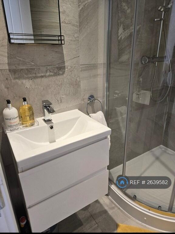 Studio Bathroom 