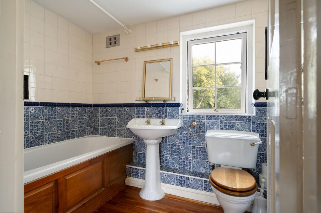 Annexe Bathroom