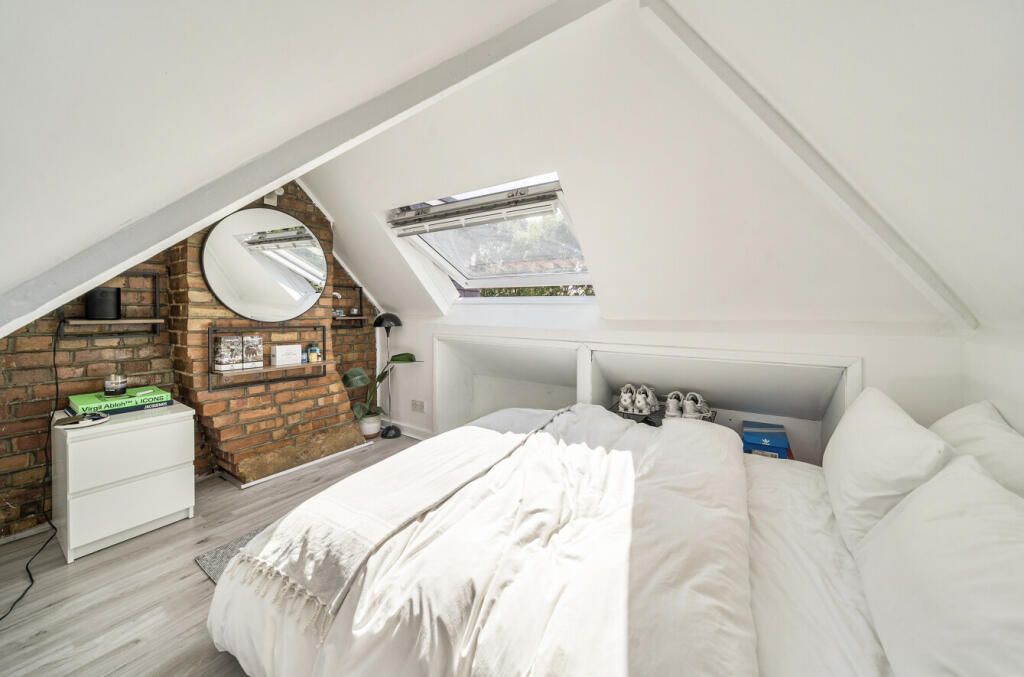 1349583-18-68bedd...