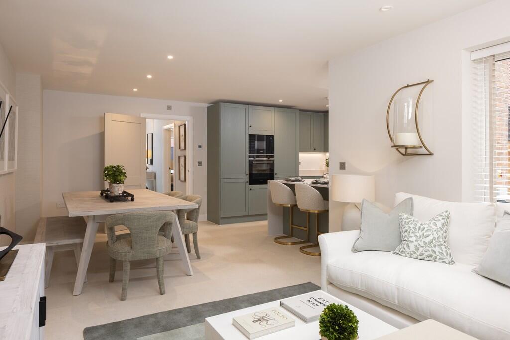 brooklands grove, weybridge