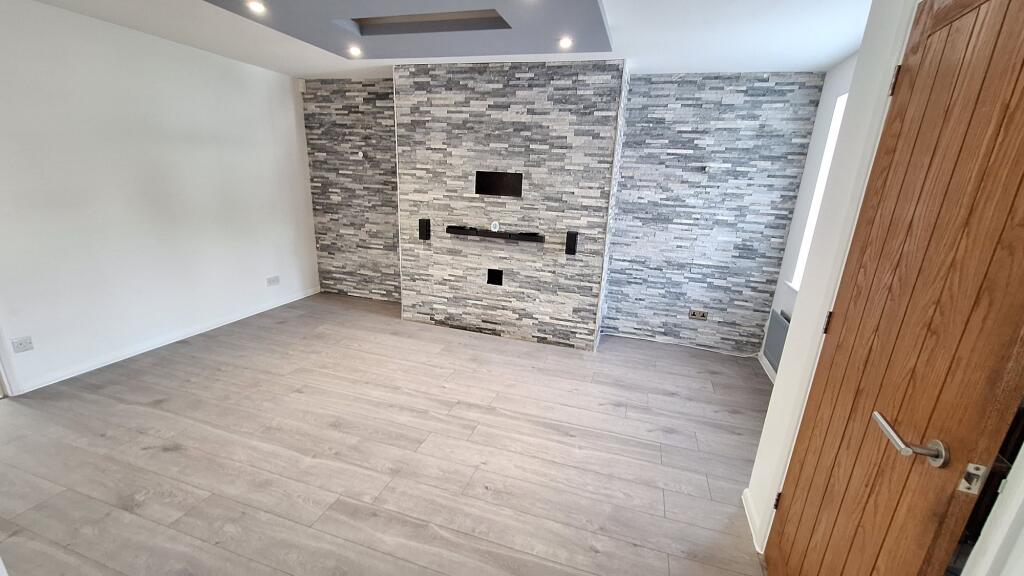 Sunart Way, Nuneaton, CV10 9TB