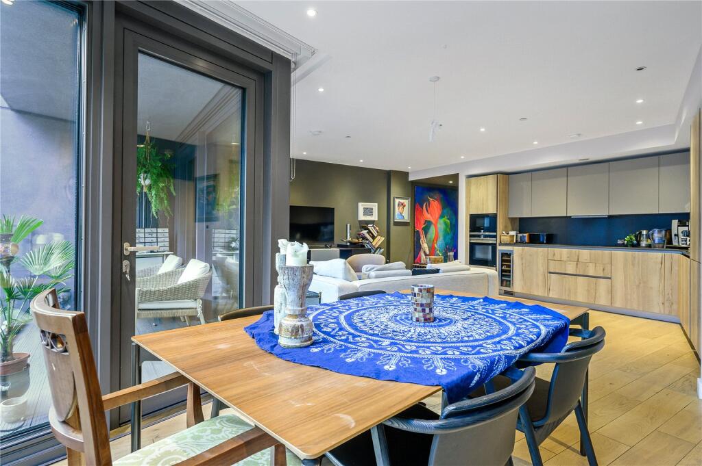 Kitchen Diner
