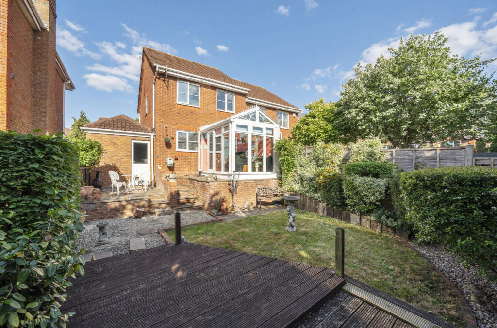 1303957-8-683de2e...