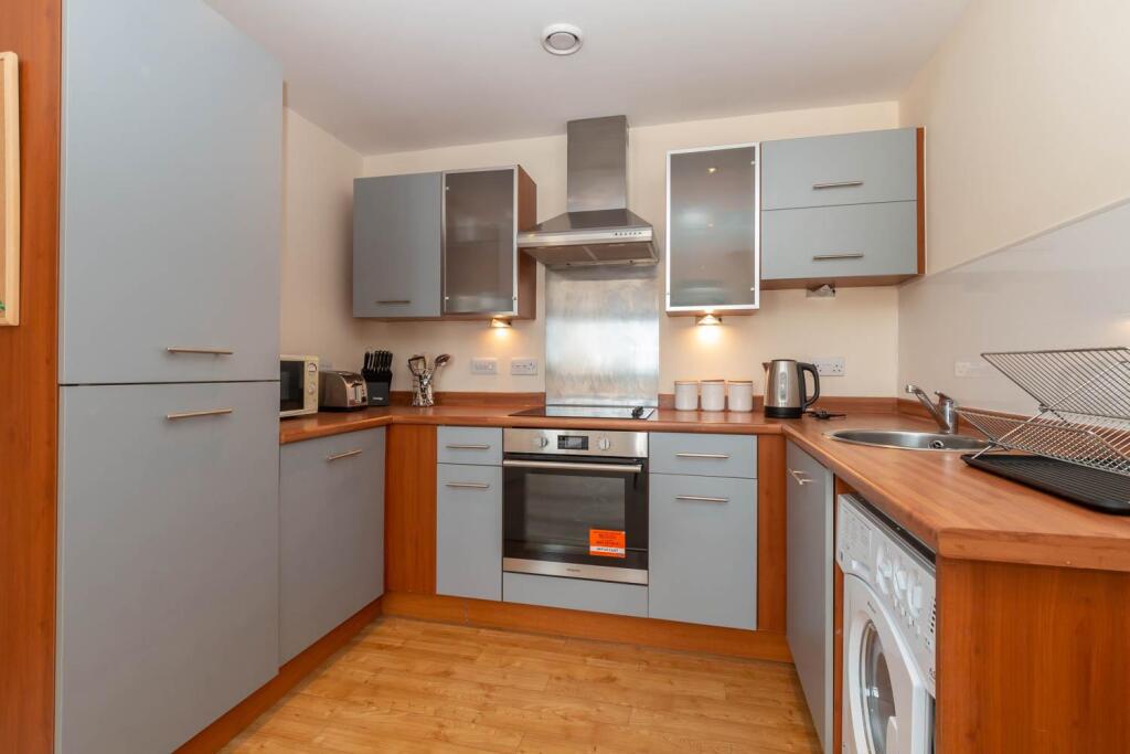 Kitchen 1