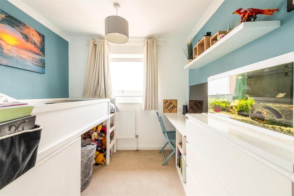 12 Oakapple Road-17.jpg