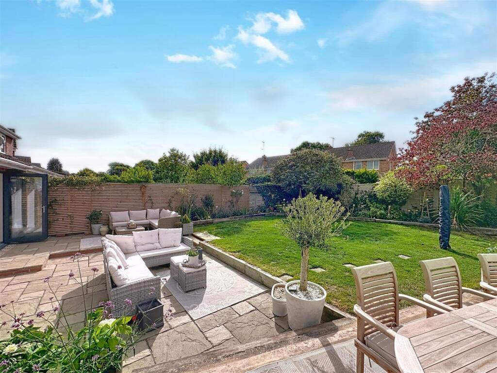 edit 9-beech-drive_00002.jpeg