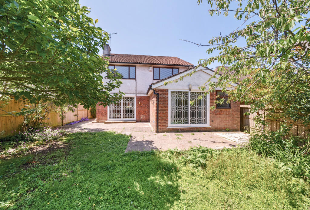 1305695-7-6852b04...