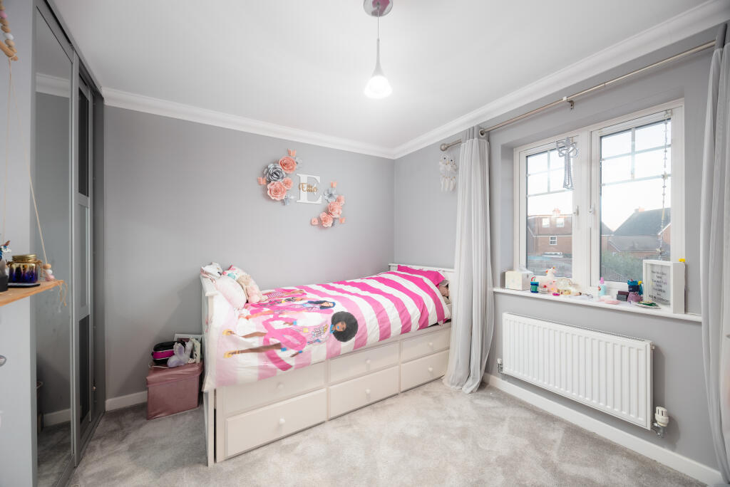 2 Cheddington Grove, HP22 7AB-20