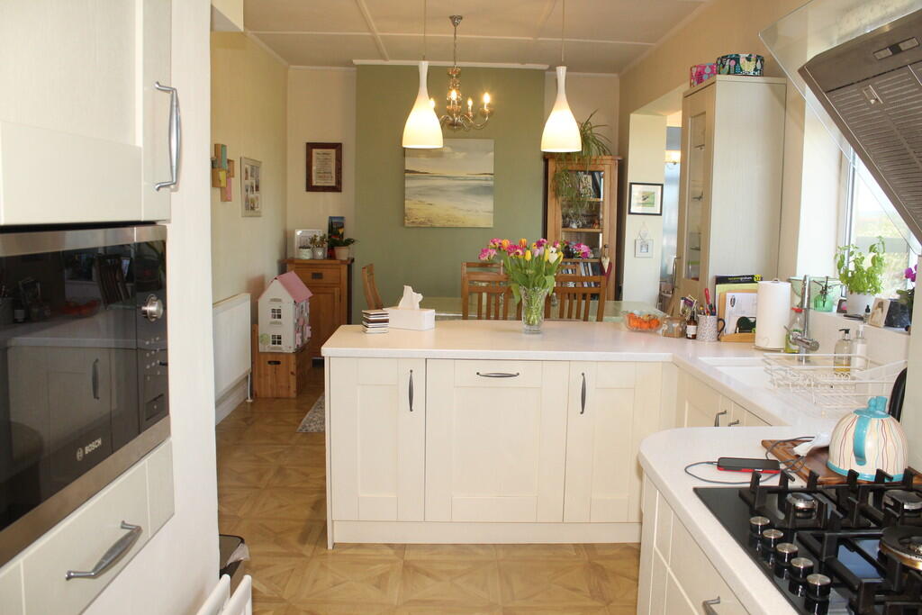 Additional kitche...