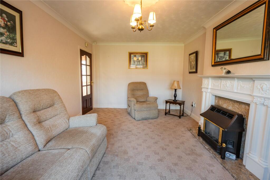 Living Room (2)
