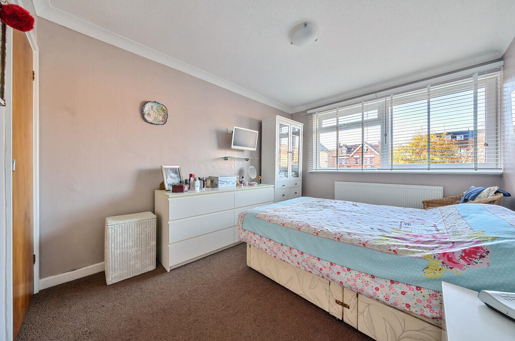bedroom1-2