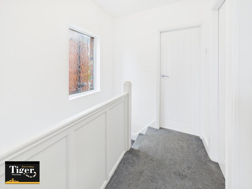 CAM02176G0-PR0720...