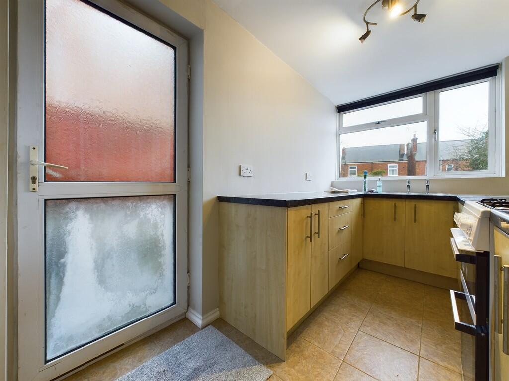 CAM04273G0-PR0070...