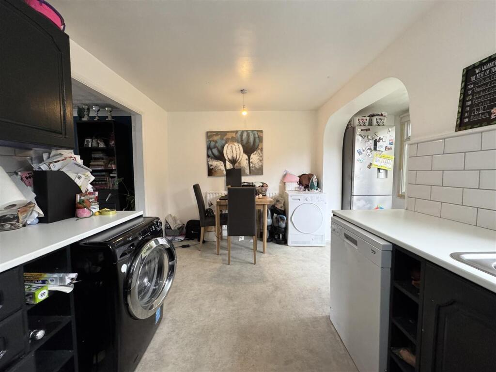 IMG_3910 (Large).JPG