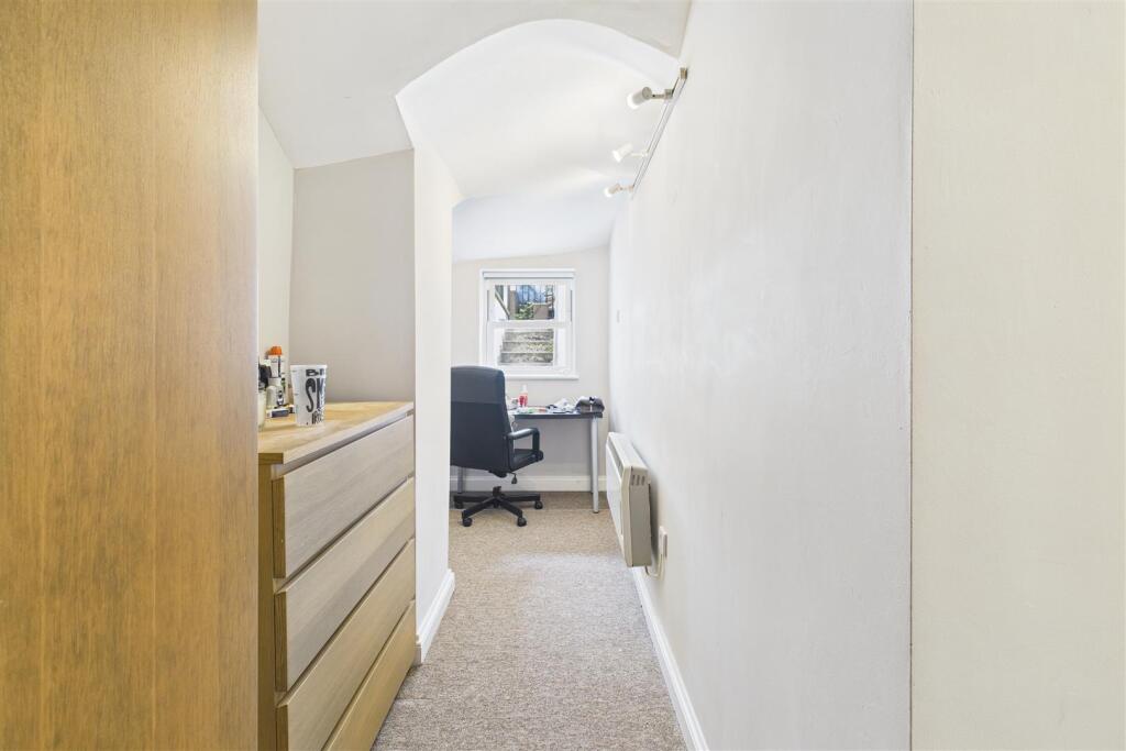 Basement Flat @ 54 St Pauls Road, Clifton, Bristol