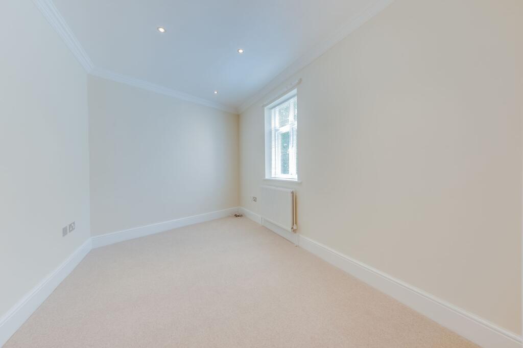 BEDROOMS AND BATHROOMS