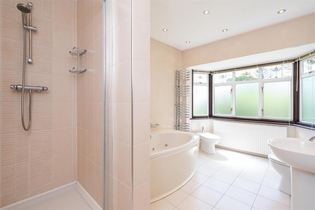 1724 Warwick Road_37.jpg