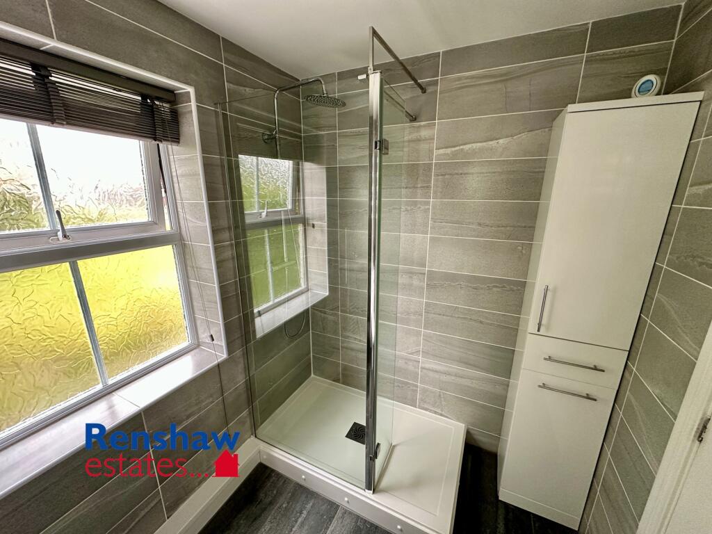 SHOWER (2)
