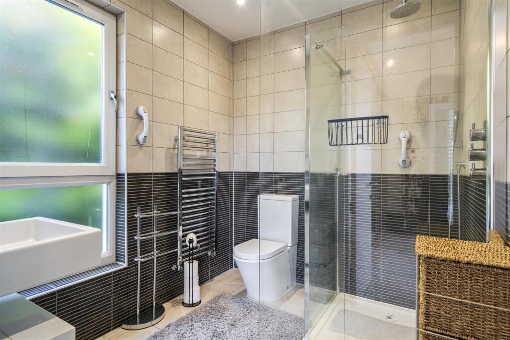 24 Birchwood Road (27).jpg