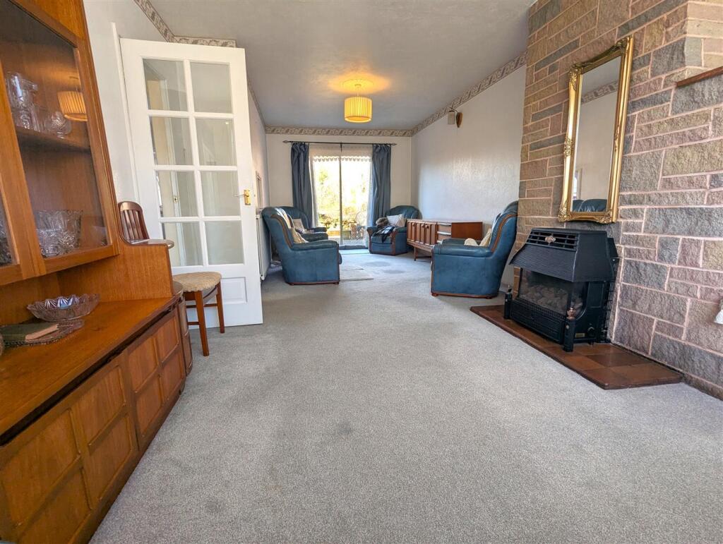 Living/ Dining Room