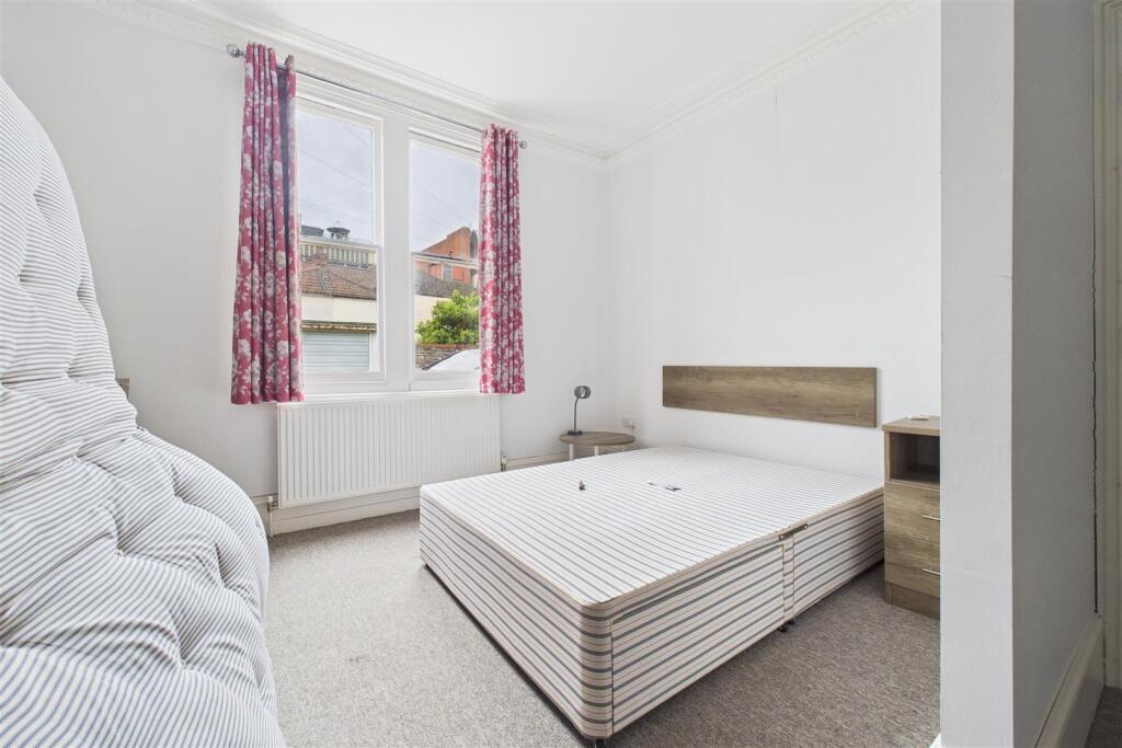 11 Osborne Villas, Kingsdown, Bristol BS2 8BP | Fr