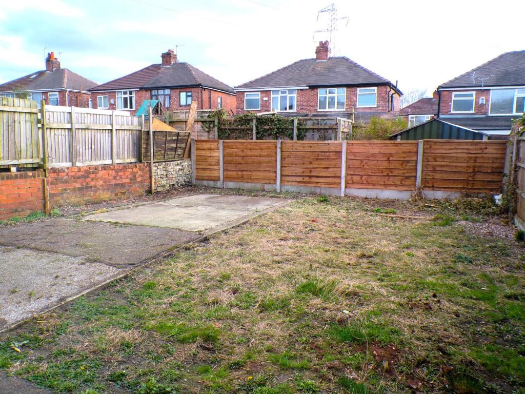 MoughLane69gdn.JPG