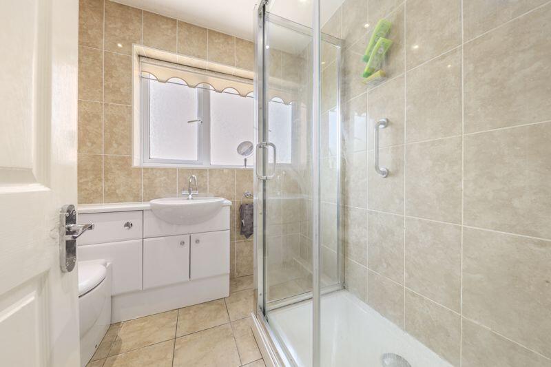 Shower-Room