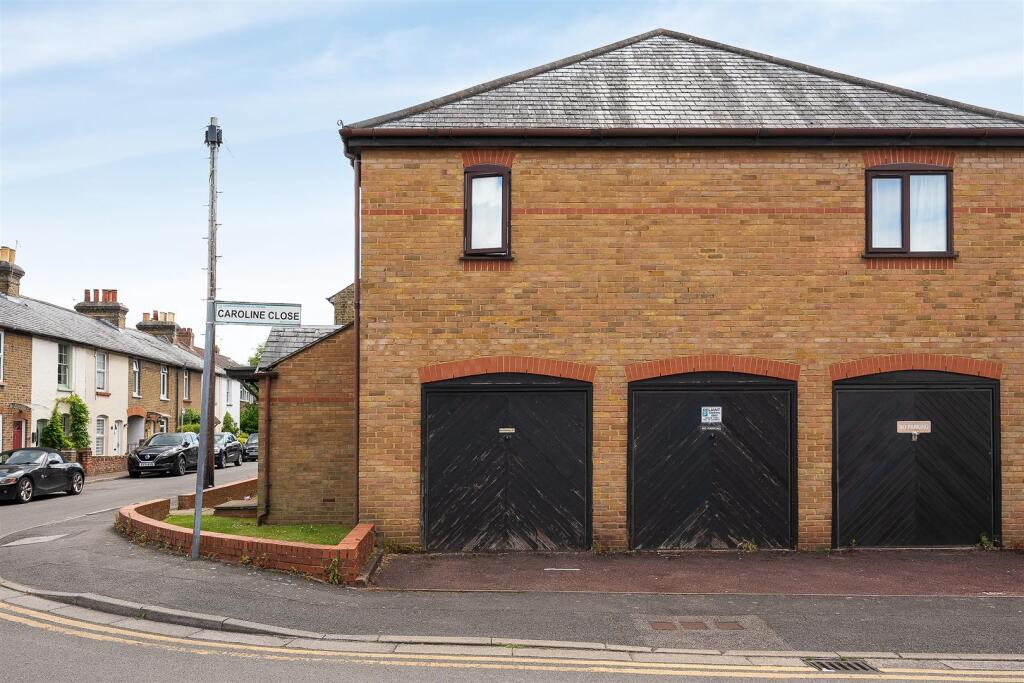 Additional Garage Available to Purchase for Additi