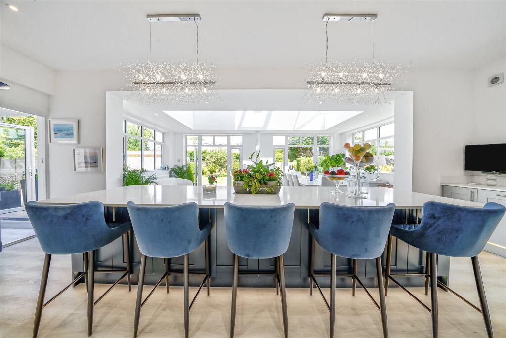 Kitchen Living Area