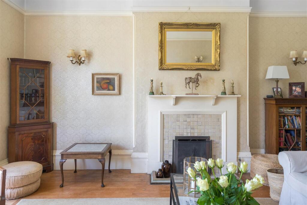 Downleaze, Stoke Bishop Fire Place.jpg