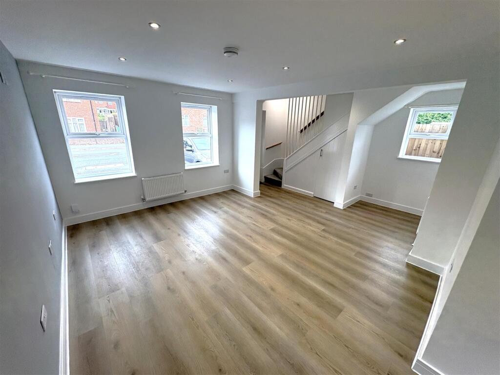 Living room.JPG