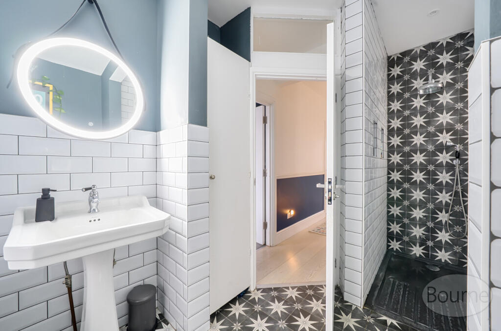 deb0c063-52a0-4ed...