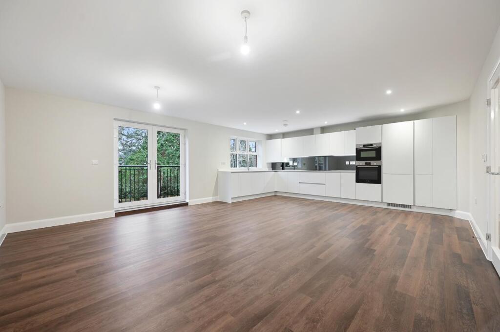 Meadow Court, Iver