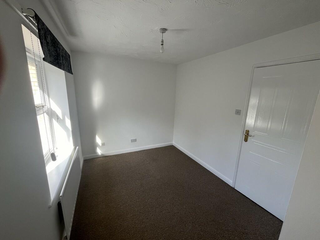 Bedroom 2 2