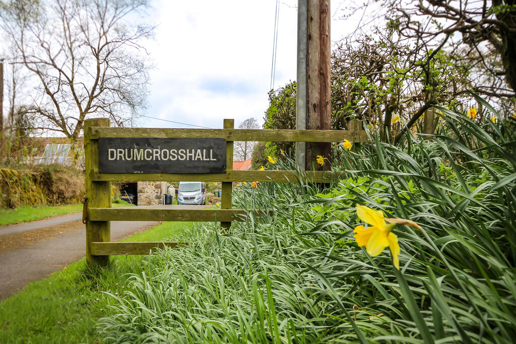 1 The Cottages - ...