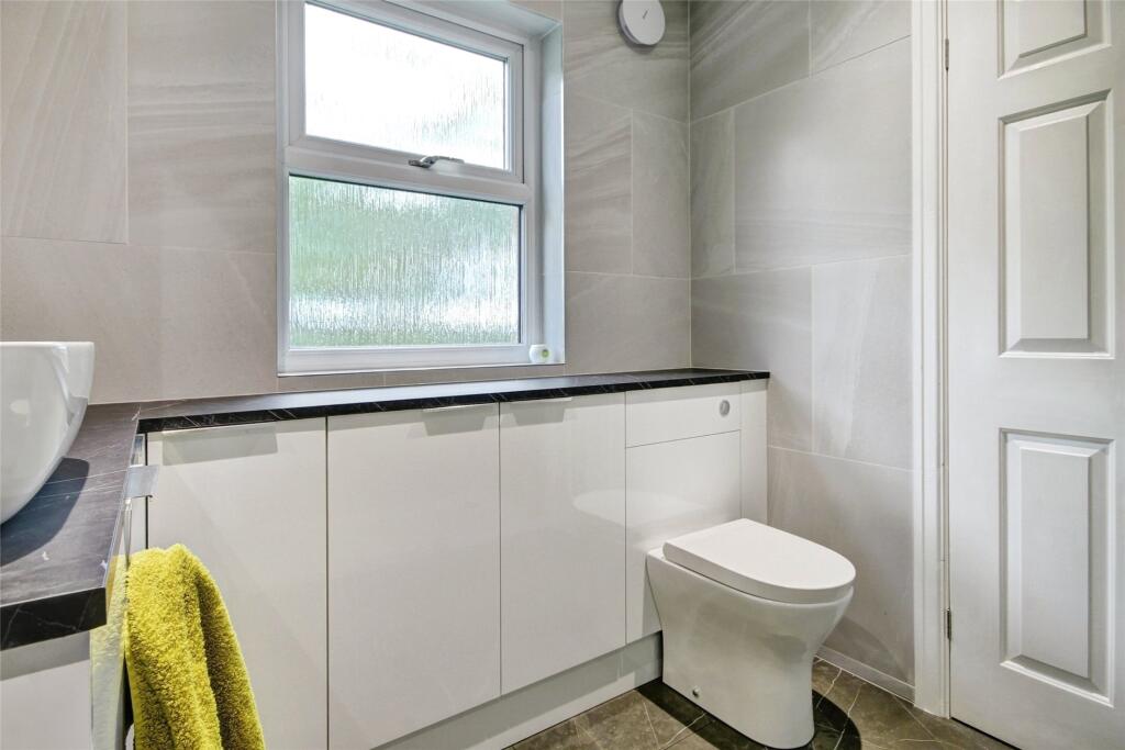 Ensuite
