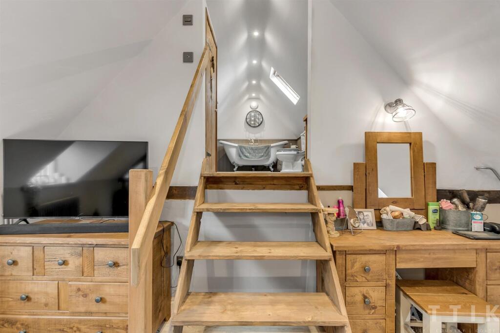 The White House The Street Westleton IP17 3AD (34)