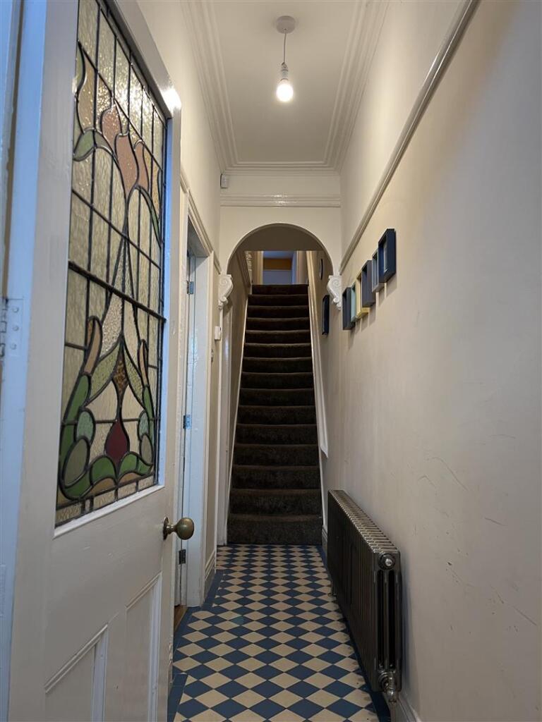 hallway .jpg