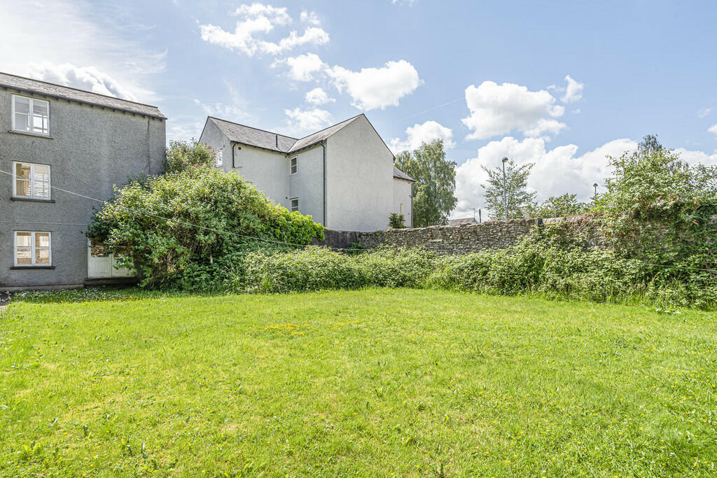Communal Grounds