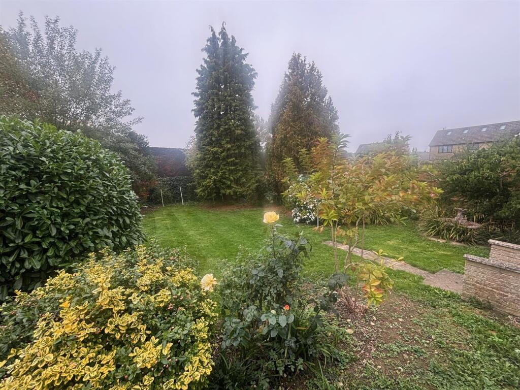 Garden 2.jpg