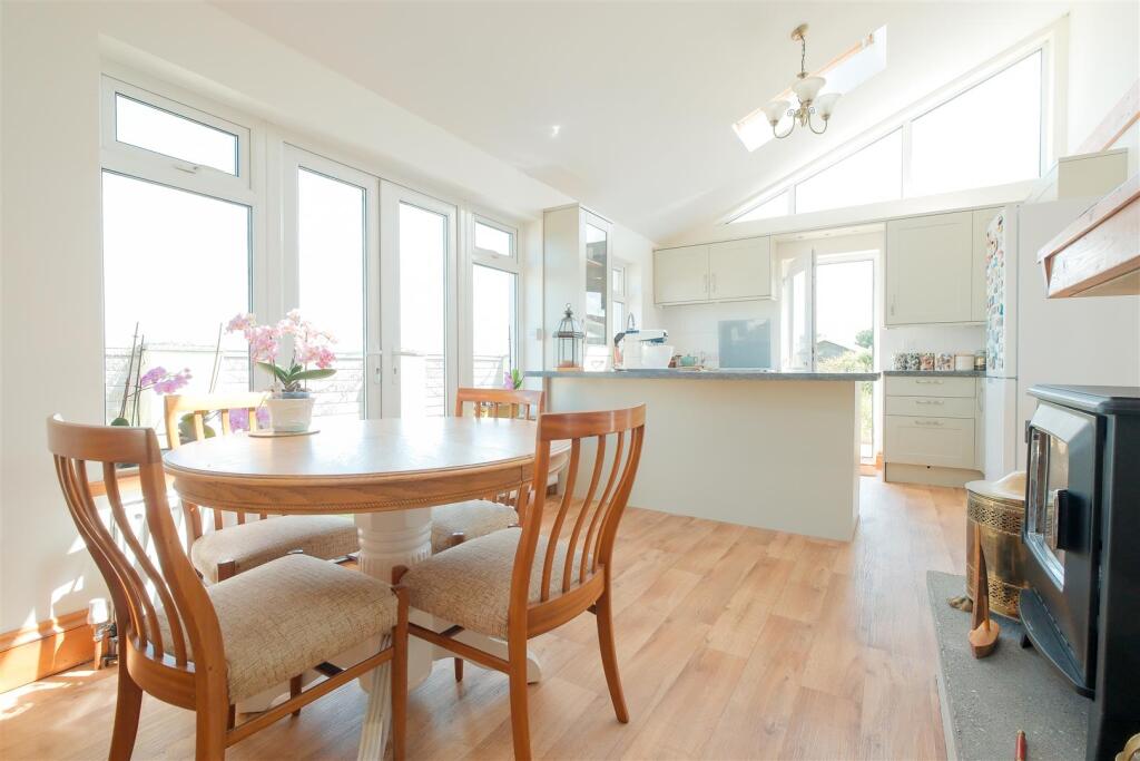Parry_33 Protbyhan Road Looe-17.jpg