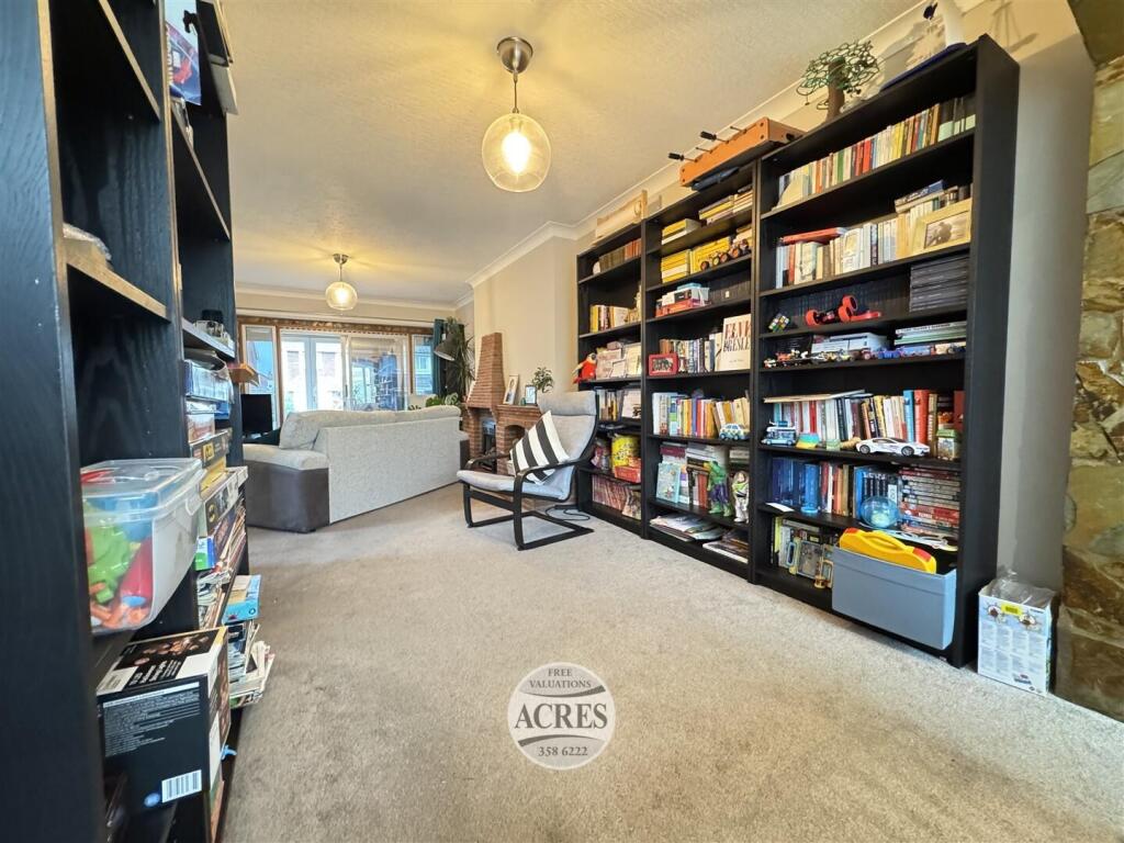 IMG_8453 (Large).jpg