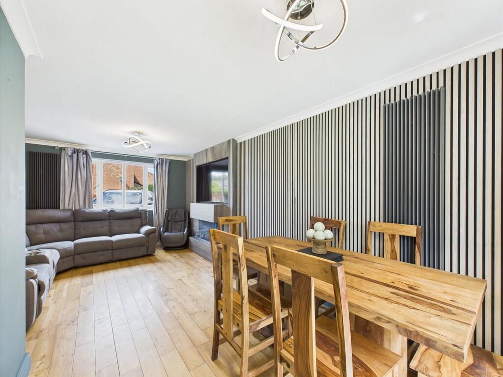 CAM01835G0-PR0255...