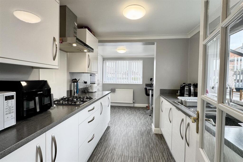 Kitchen Breakfast Room