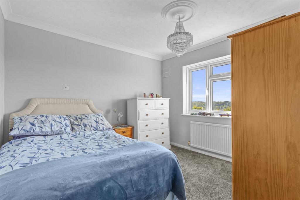 14 Hunt Road, HP13 7RE-3.jpg