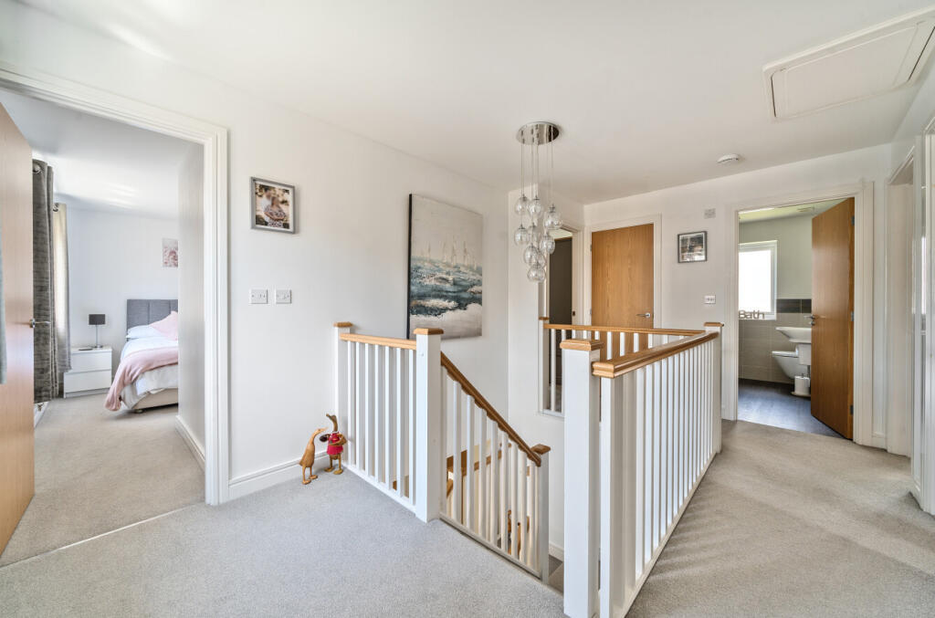 1300724-17-683db0...