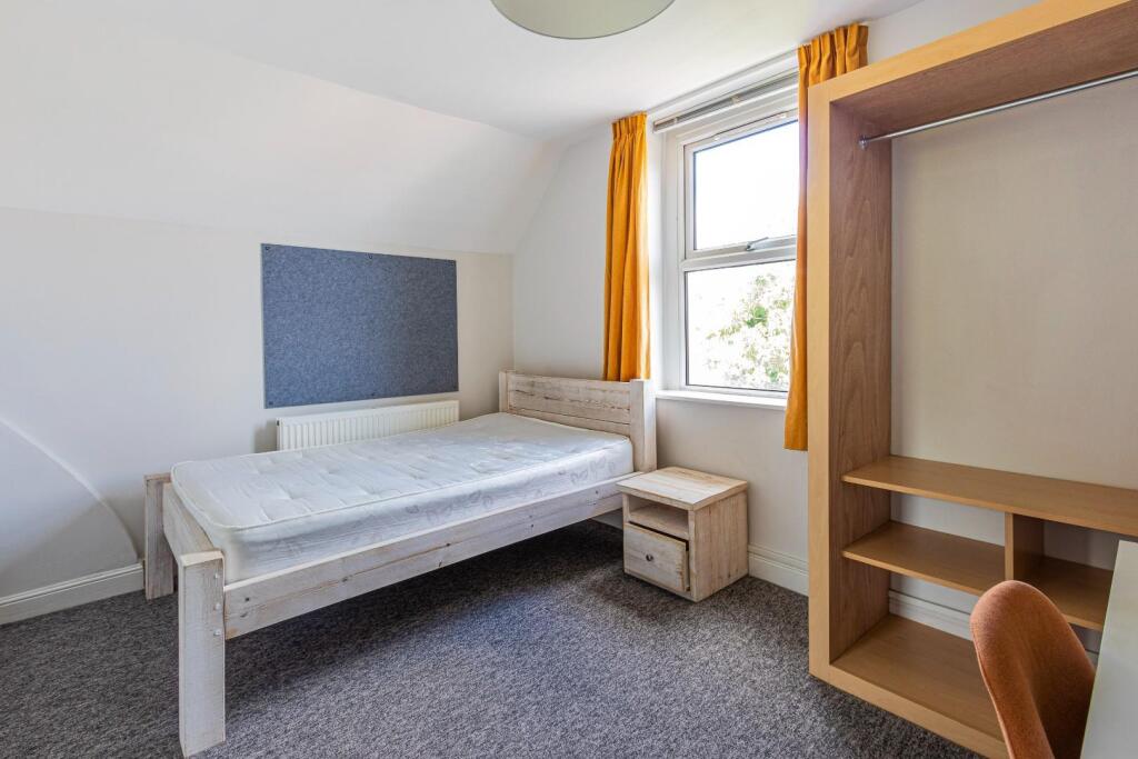 Treharris Street 103-14.jpg