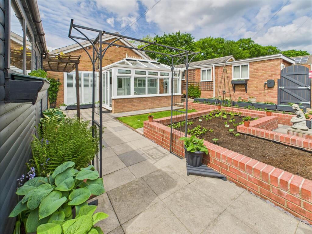 GARDENS