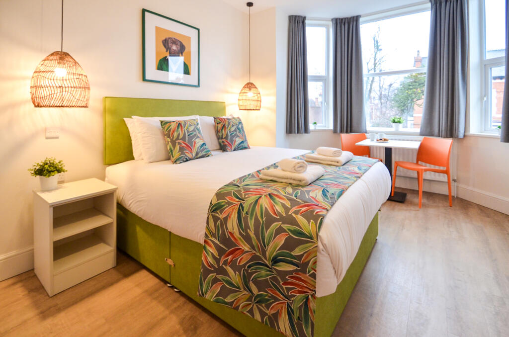 6. Bedroom _ Dining_1