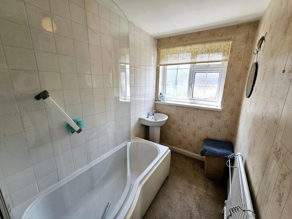 8c9832ee-7db6-4b0b-a353-56a37047e957